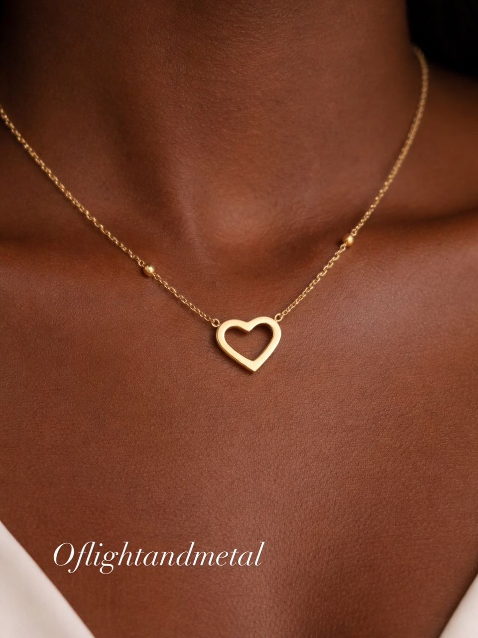 ARAYA OPEN HEART GOLD STAINLESS STEEL NECKLACE